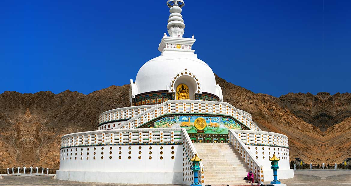 Shanti Stupa leh